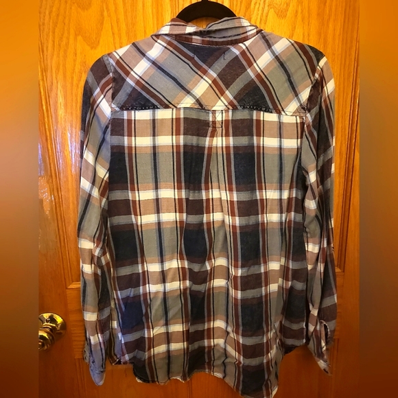 Button down soft flannel - Picture 3 of 5